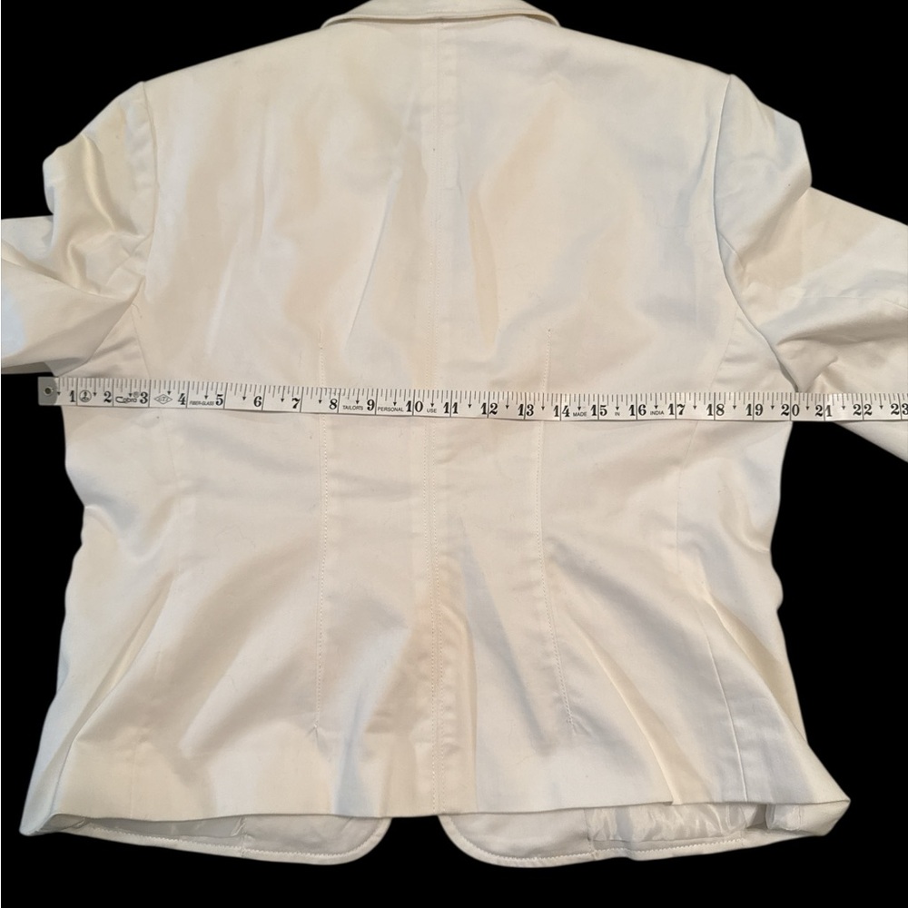 Larry Levine Classic Single Button Lined Blazer‎ with Zip Pockets Size 12 White - Picture 9 of 10